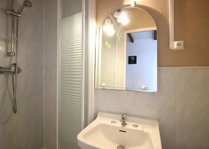 Apartment Mont-dore : F3 50m², 2 Chambres, Des 475€/sem - Fr-1-415-185 Le Mont-Dore